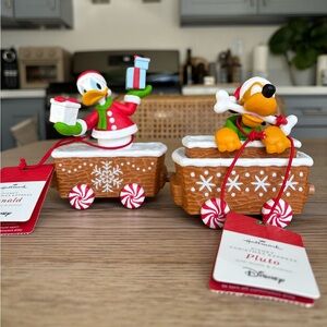 Rare 2016 Hallmark x Disney Donald Duck+Pluto Christmas Express Limited Edition